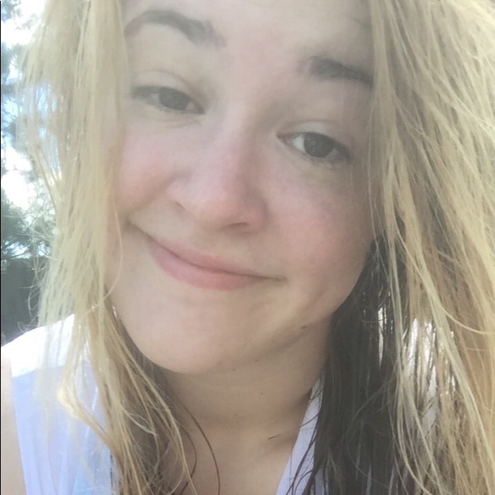 Meet your Posher, Tiffany